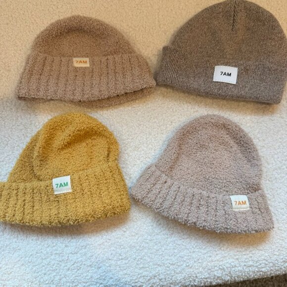 7AM Enfant Fuzzy Ribbed Beanie Bundle. Size 0-6M